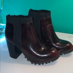 Size 6 Steve Madden boots